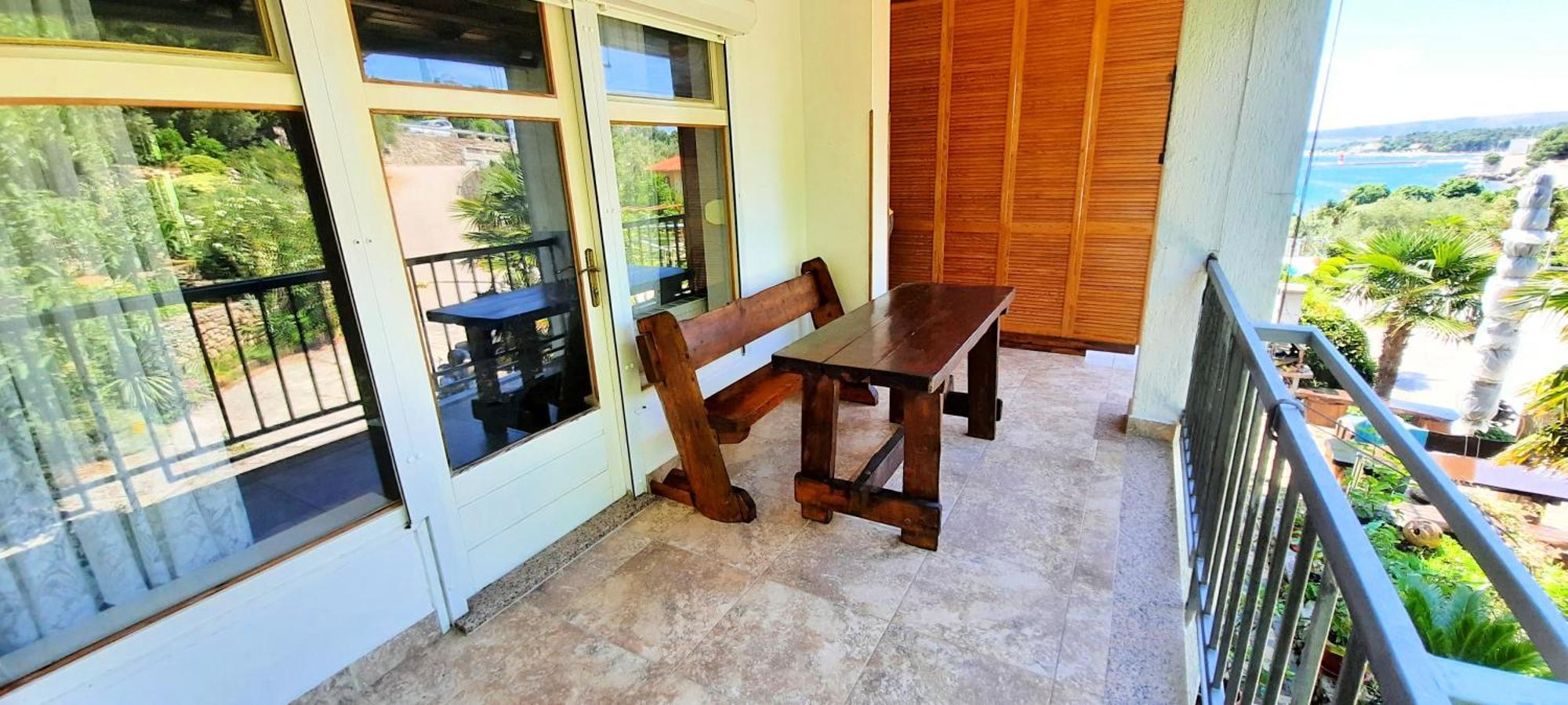 Iskra Apartment